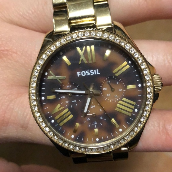 Fossil Women’s Watch - Picture 3 of 3